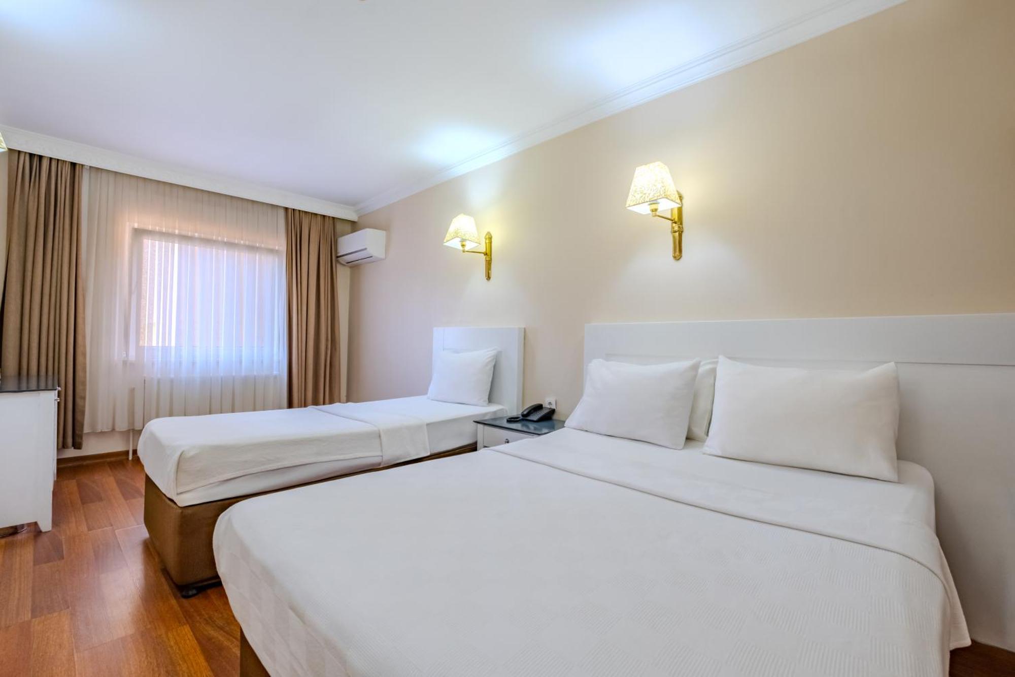 Peak Star Hotel Istanbul Exterior photo